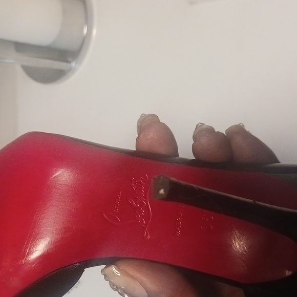 Shoes - Picture 7 of 7